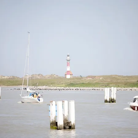 Coastal Charm By The Shore, Cleaning Included *